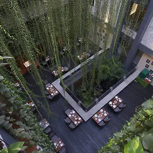 Hotel Grandmas, Legian