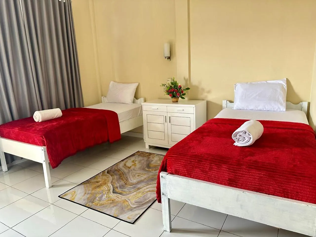 לינה וארוחת בוקר Legian New Mekar Jaya Hotel