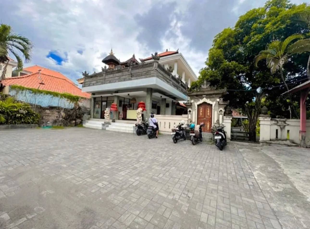 Legian New Mekar Jaya Hotel